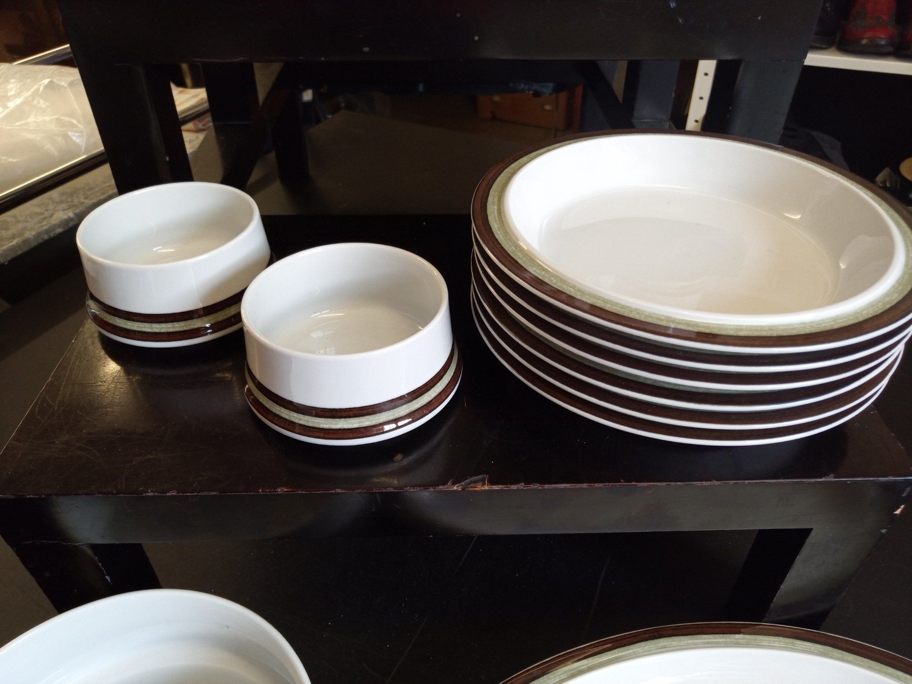Set di piatti: Schönes Langenthal Geschirr-Set Retro Look – Usato da Reiden venduto da Zofi-Brocki 2