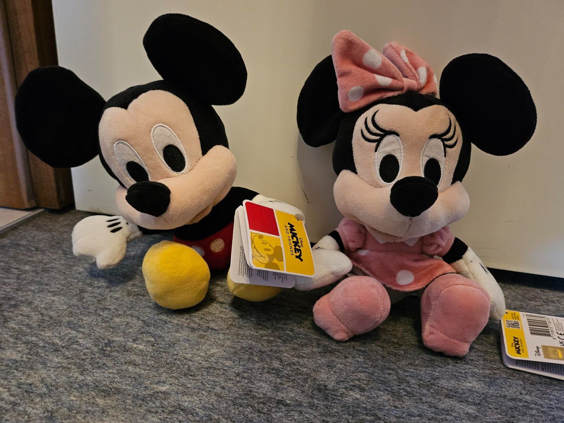 Disney Giocattoli: Peluche Mickey & Minnie – Nuovo e nell'imballaggio originale da Sonceboz-Sombeval venduto da michael.l