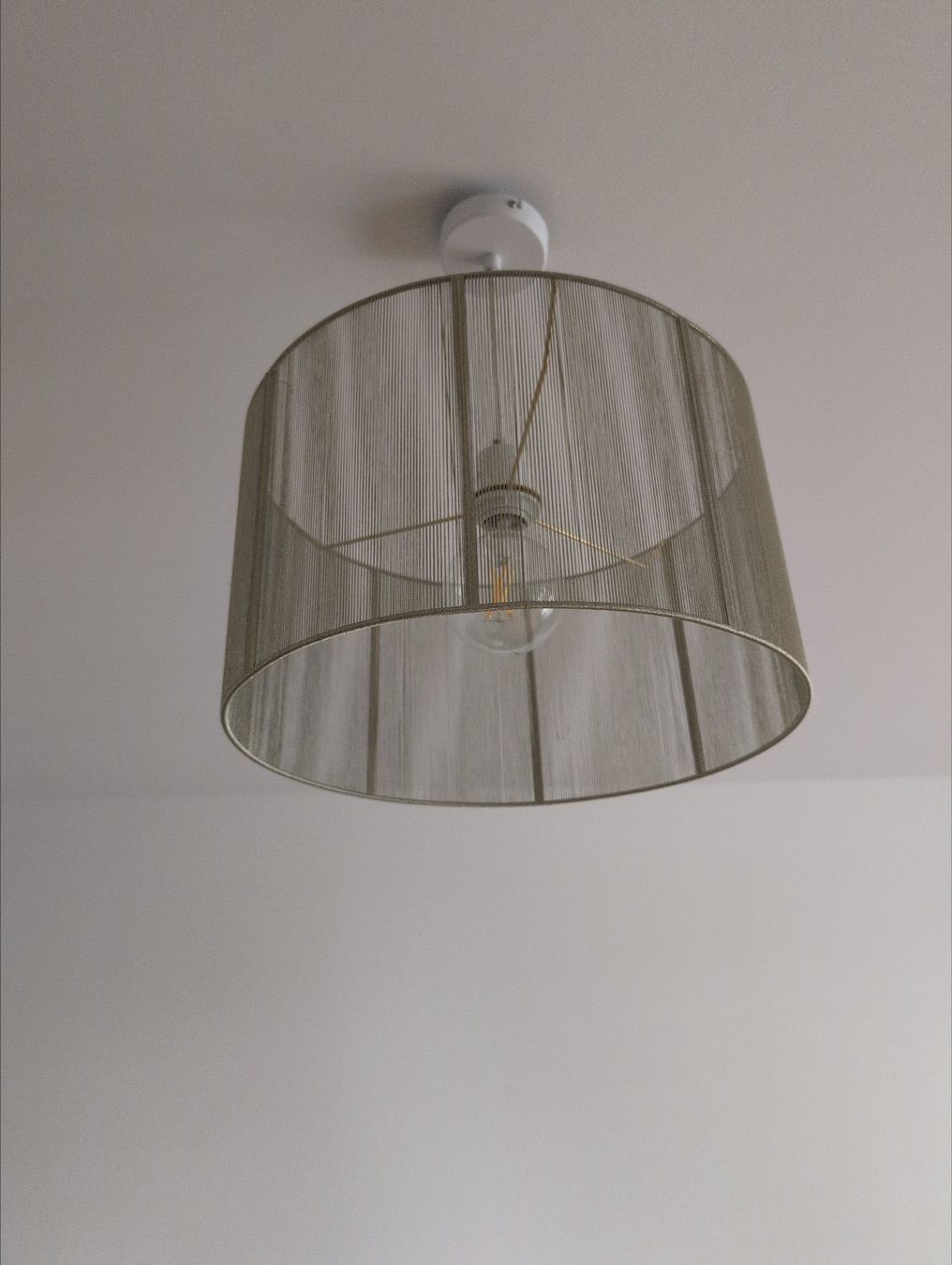 Lampadari & plafoniere: Grosse Lampe mit Smart-Home-Glühbirne – Usato da Basel venduto da vic_2k8t