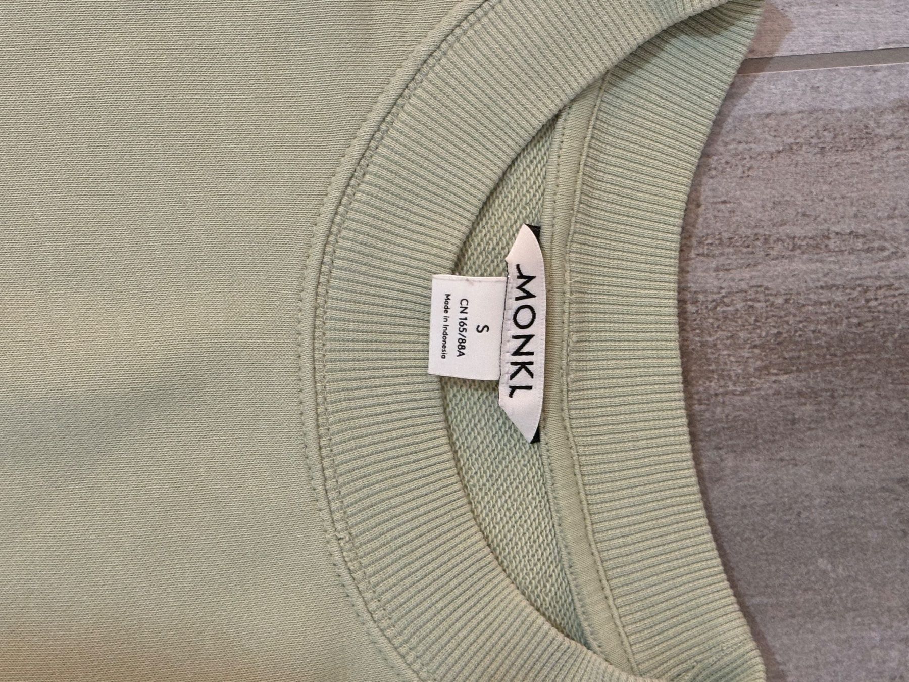 Monki Maglioni & Felpe: Monki mint-grünes Sweatshirt – Usato da Duebendorf venduto da tom_lp2m 2