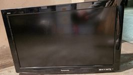 Téléviseur Panasonic TX-L32C10E 32 pouces bon état