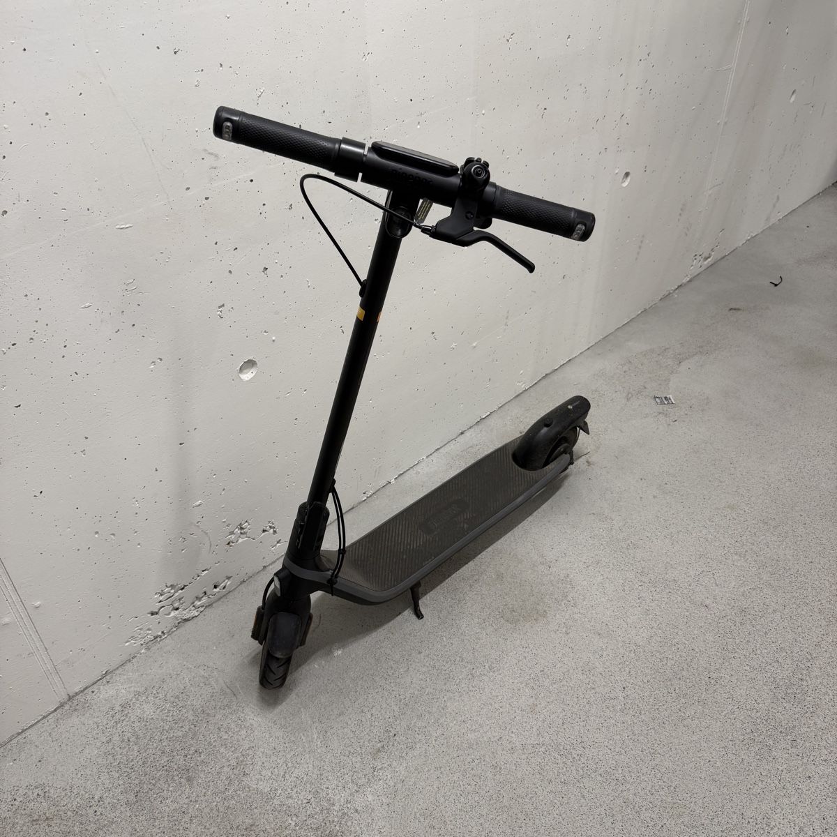 Segway Kickboard: Segway Ninebot E2 D - CH-Strassenverkehrstauglich – Usato da Dübendorf venduto da snk777