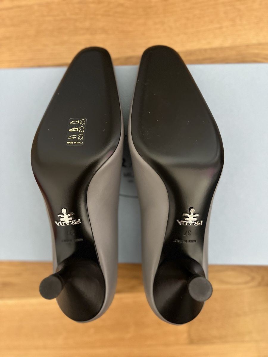 Prada Chaussures femmes: Prada – Neuf avec emballage d'origine à Lugano par las_7dyg 2