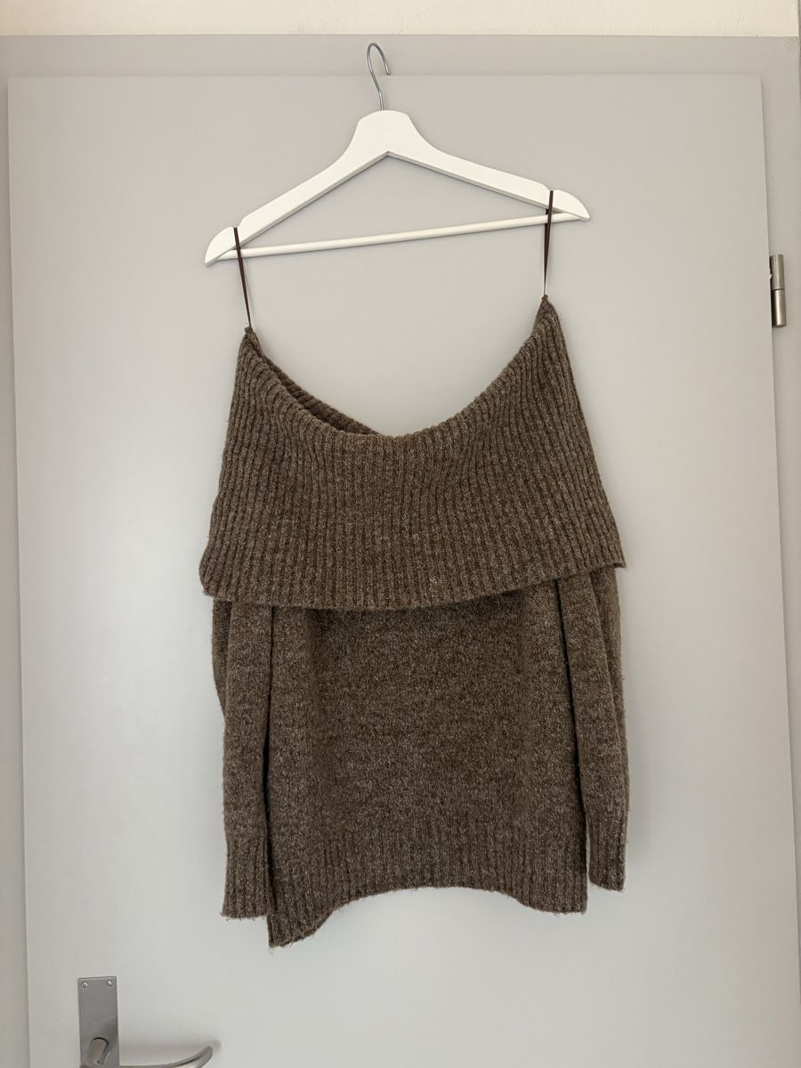 Pull&Bear Maglioni & Felpe: Pull&Bear Pullover schulterfrei braun Grösse XS Zustand gut – Nuovo (secondo la descrizione) da Langenthal venduto da hih_sfd7 1