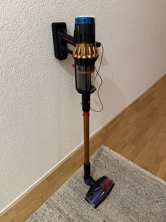 Aspirapolveri & Accessori: Dyson V16 Piston Animal – Usato da Biberist venduto da kev_p2nz