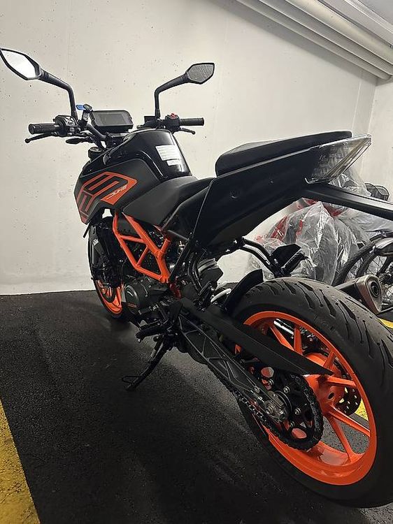 KTM Strada: KTM Duke 125 ccm – Usato da Oberdorf NW venduto da rob_8xn7 3