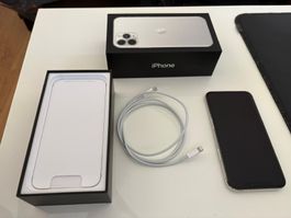 Apple iPhone 11 Pro – 64 Go – Argent – Très bon état