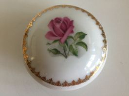 PB Porcelaines de France Bonbonnière / Deckeldose