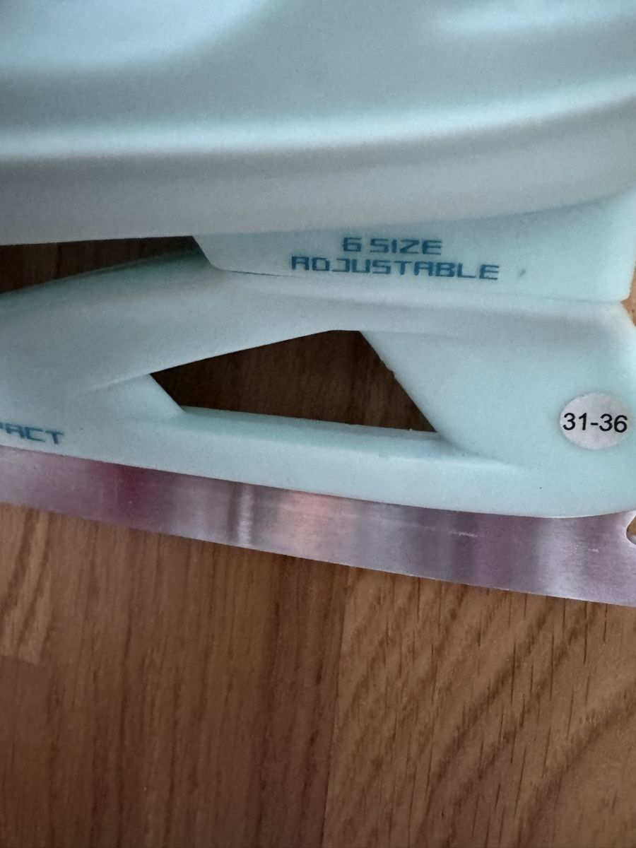Pattini da ghiaccio: Verstellbare Schlittschuhe – Usato da Zug venduto da sil_j6rl 4