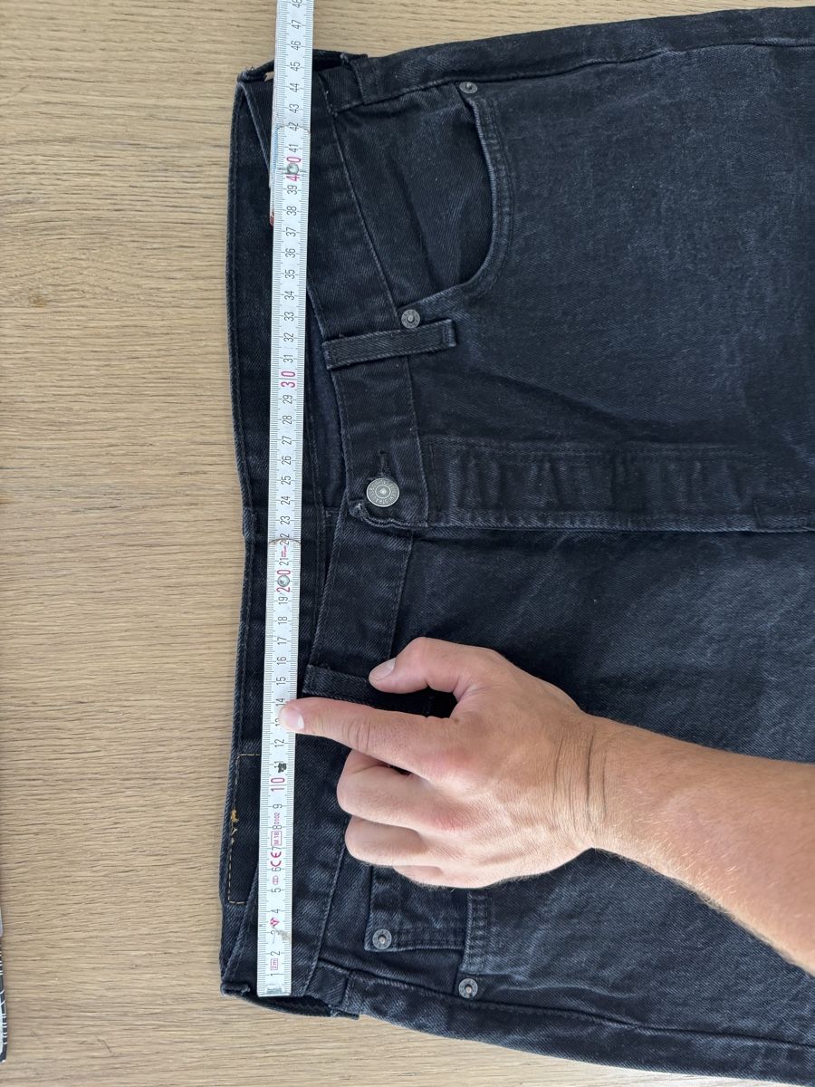 Levi's Hosen: Levi's 501 Shorts Schwarz Grösse W36 Oryginal – Gebraucht aus Wetzikon ZH von Jan_wojt 7