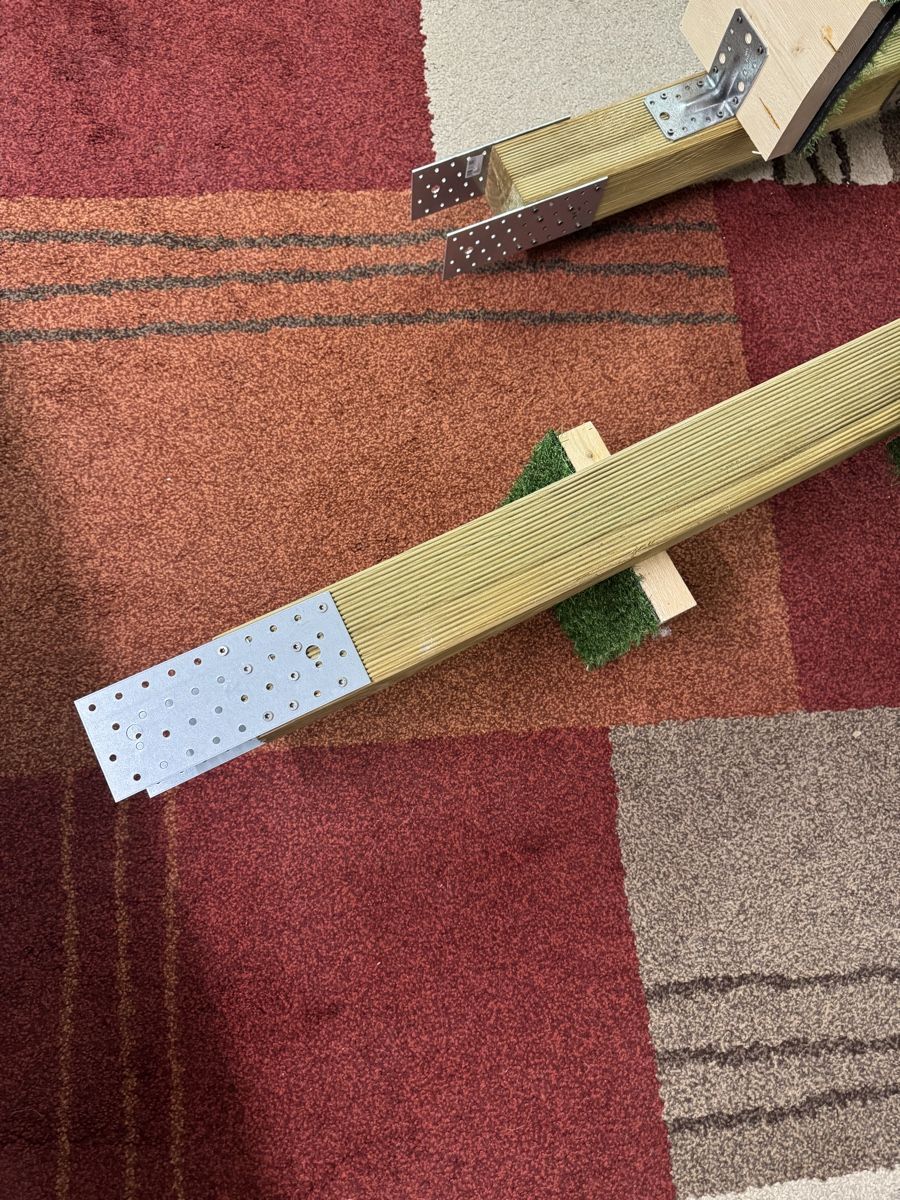 Tiragraffi: Neuwertige Katzenbaum Elemente, DIY, robust, Holz – Nuovo (secondo la descrizione) da Winterthur venduto da Rescue307 2