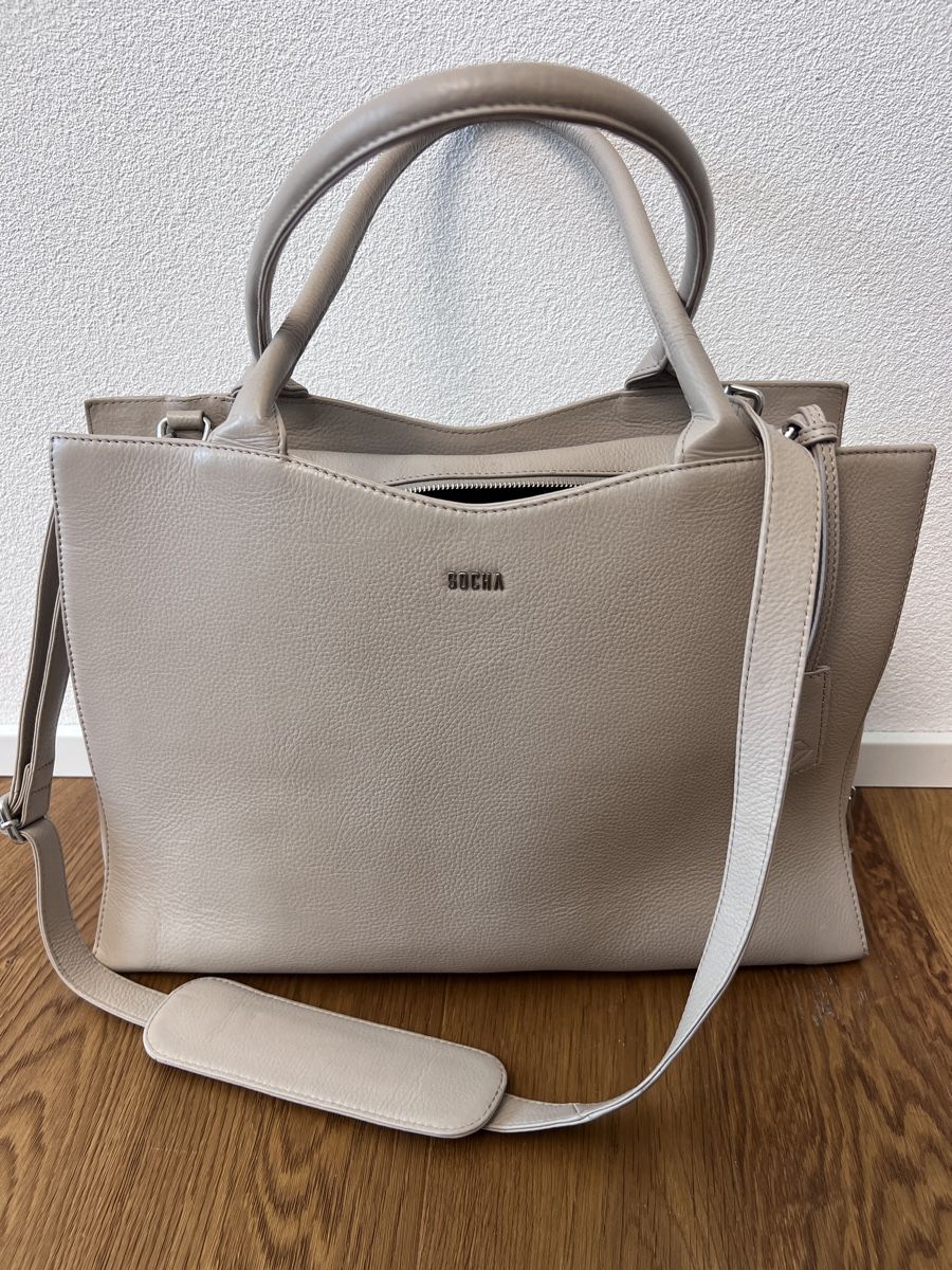 Koffer & Taschen: Genuine Leather Business Bag 15.6" vanilla – Gebraucht aus Gipf-Oberfrick von Sonne010203