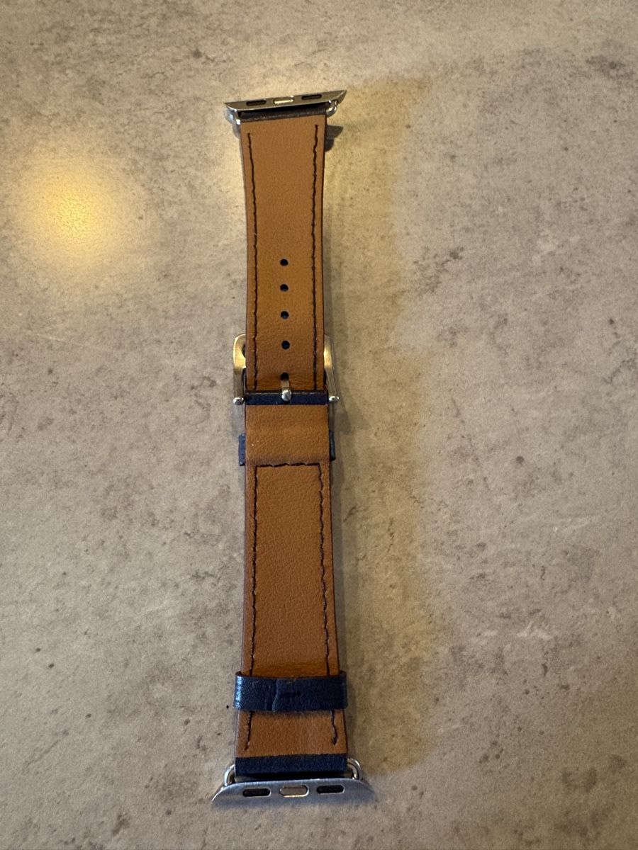 Bracciali & Braccialetti: 4 Apple Watch Armbänder Nava Bands | Neu | Leder & Loop – Nuovo (secondo la descrizione) da Altendorf venduto da seb_v7ln 1