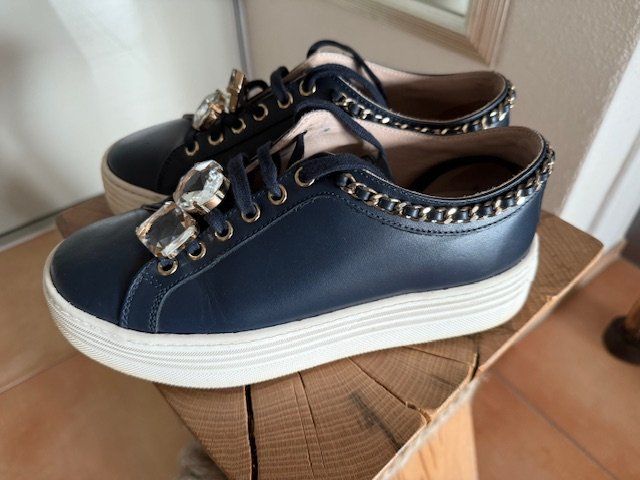 Scarpe da donna: Originale Premiata Sneaker Gr. 38 Dunkelblau mit Schmuck 55 – Usato da Nuerensdorf venduto da ghi_b7xs 3