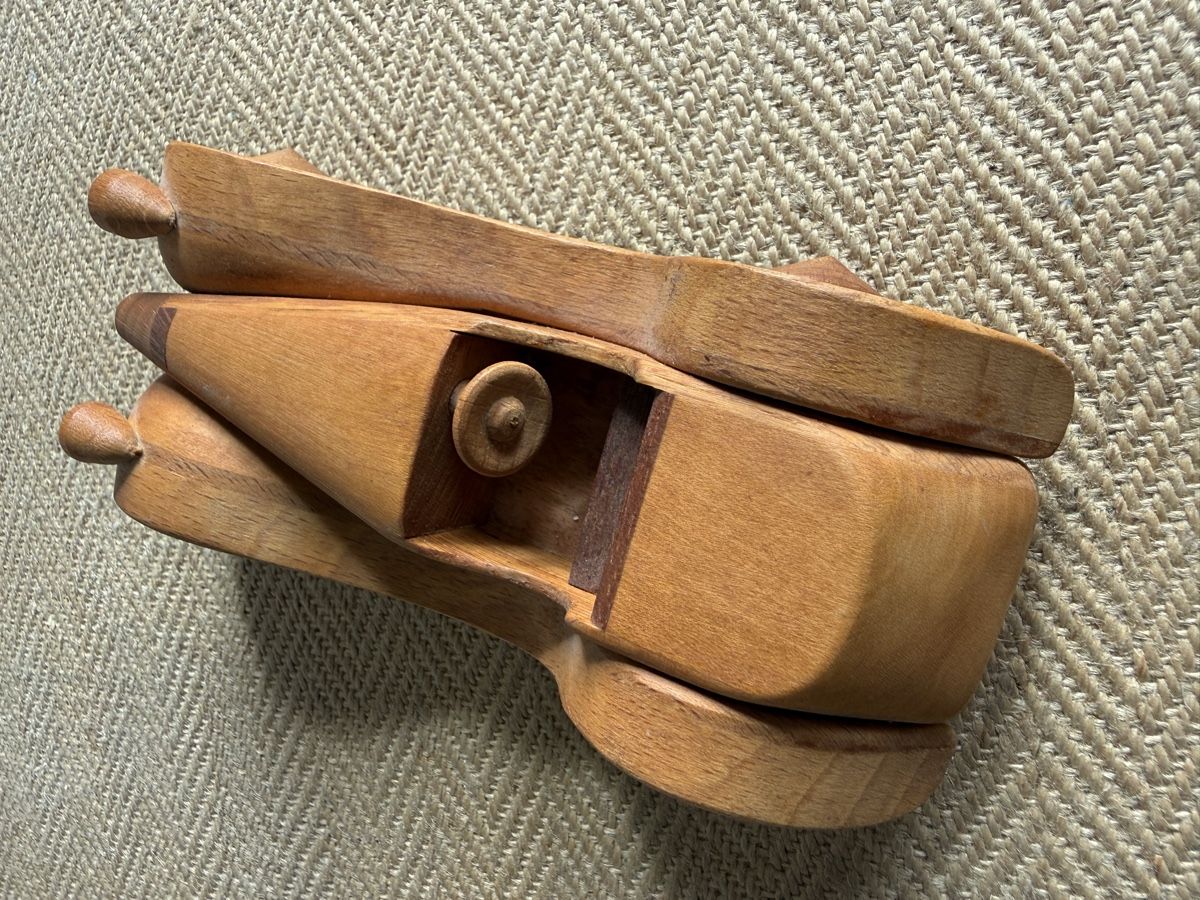 Voitures modèles: Vintage Modellauto Oldtimer Cabriolet aus Holz – D'occasion à Konolfingen par petzipetz 1