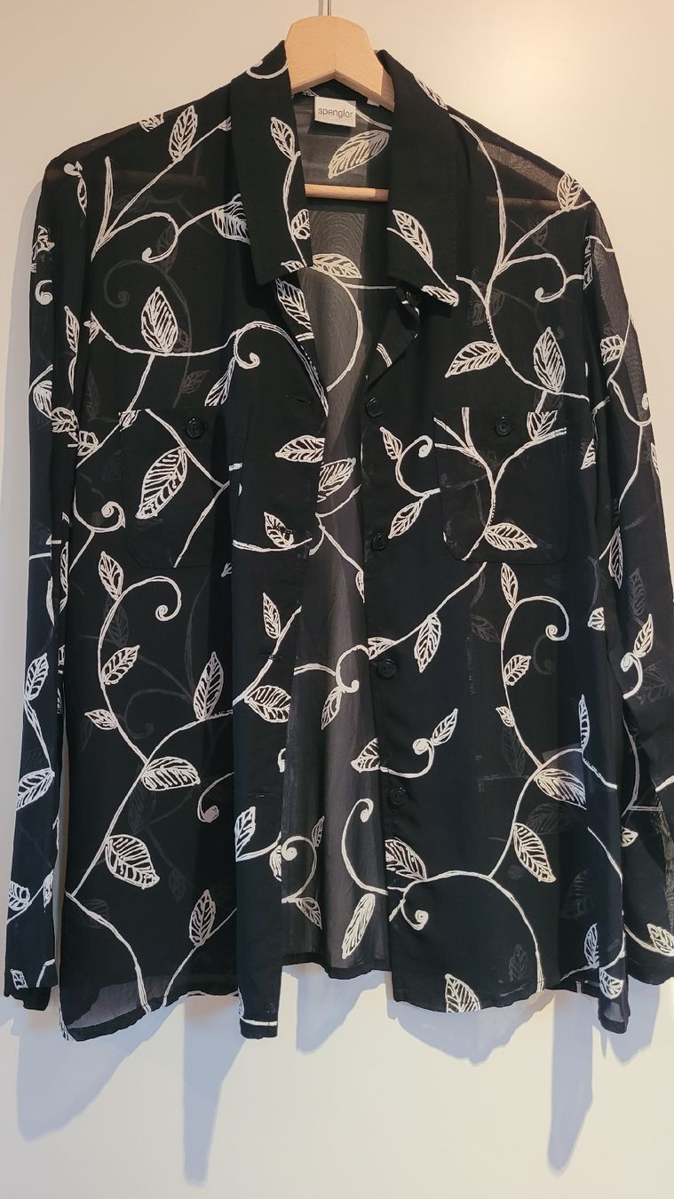 Camicette: Schwarze Bluse, leicht transparent mit Blättermuster, Grösse – Nuovo (secondo la descrizione) da Neschwil venduto da flower_69