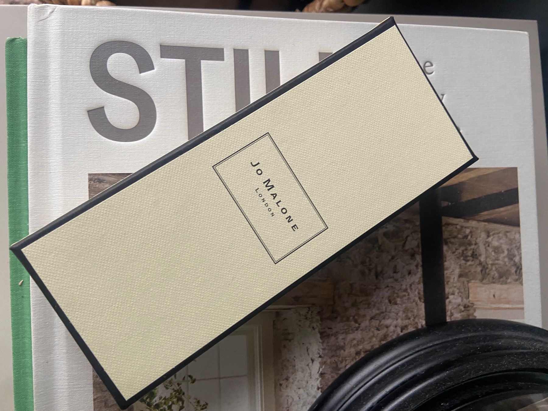 Jo Malone Profumi & Eau de Toilette: Jo Malone Sandalwood-Spice Apricot – Usato da zürich venduto da tobianne2003 2