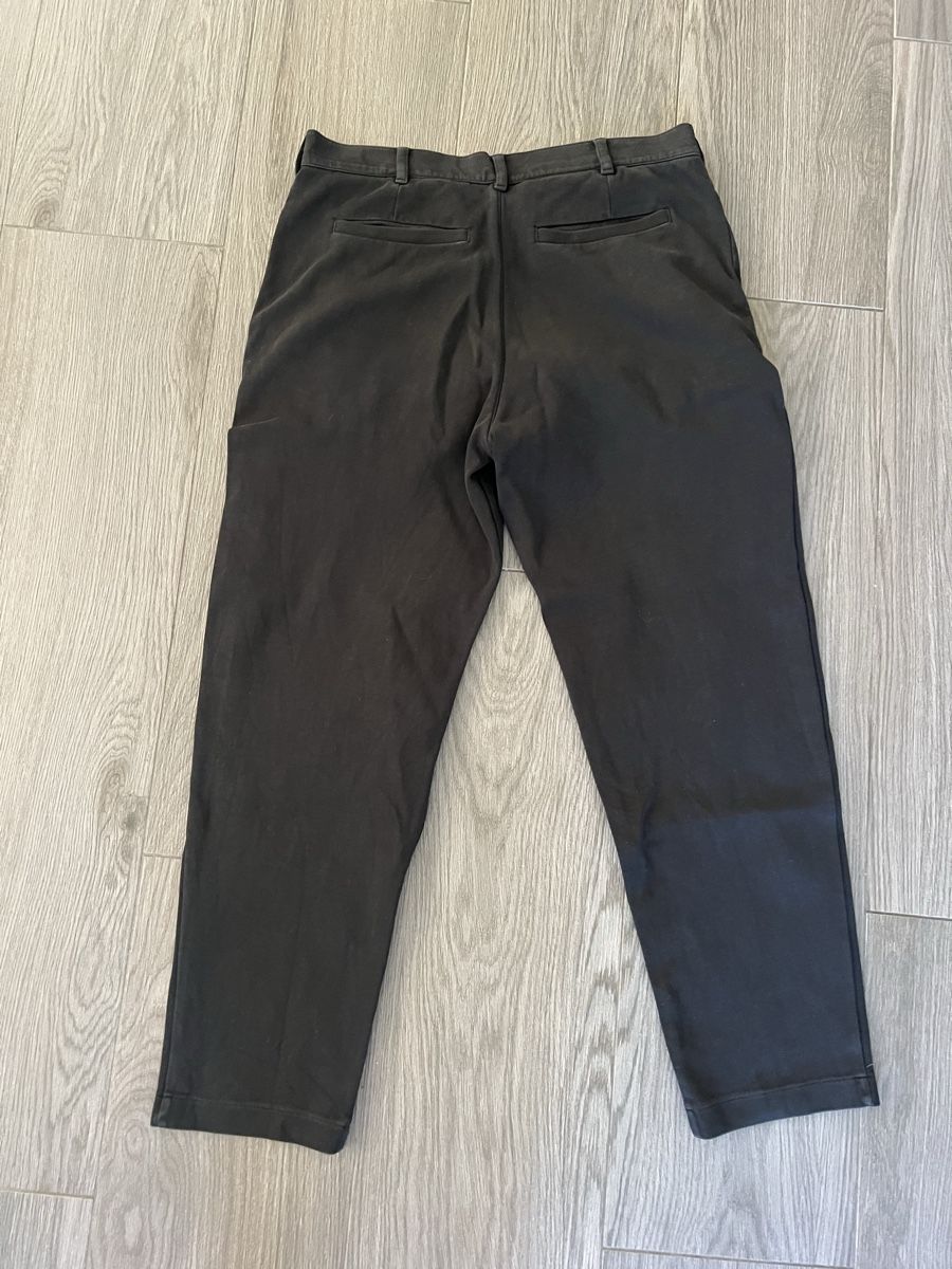 Cos Pantaloni: Pantalon COS noir – Usato da Villars-Ste-Croix venduto da Maaaat 1