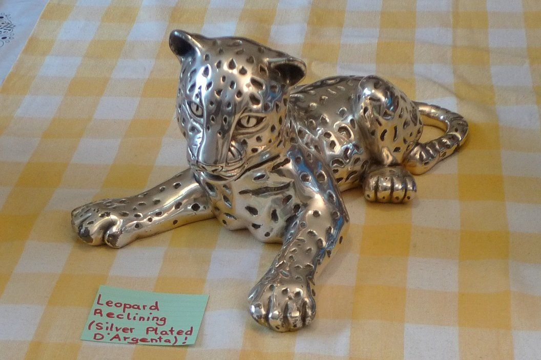 Statuette: Leopard Reclining (Silver Plated D`Argenta – Usato da Bern venduto da bn1640