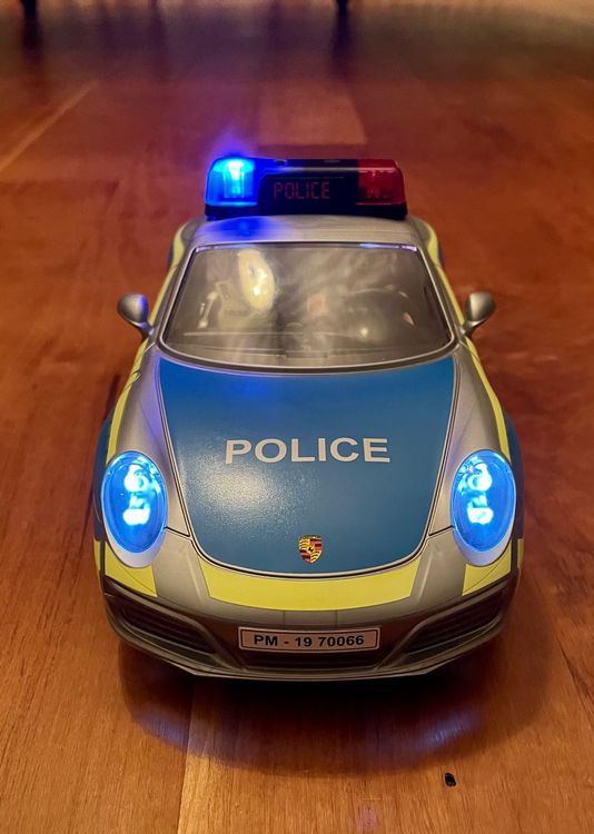  Playmobil Polizeiauto mit Scheinwerfer- und Blaulichteffekt (Gebraucht Illustration 