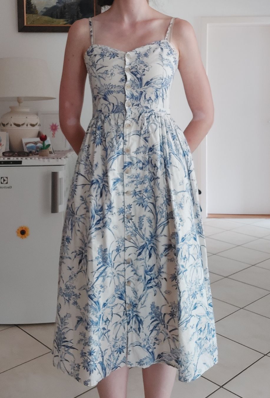 H&M Kleider: Linen dress H&M – Gebraucht aus Sion von aud_7pxl