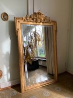 Grosser französischer Spiegel im Louis XVI Stil um 1900