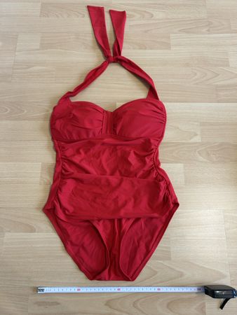 Roter Badeanzug, Neckholder, Gr. M/L