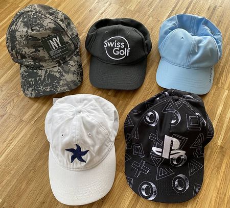 Diverse Kinder Caps Mützen grün/grau/weiss