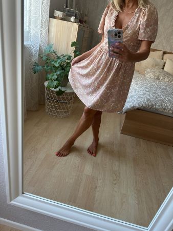 Hübsches Kleid von ATELIER REVE Gr.S