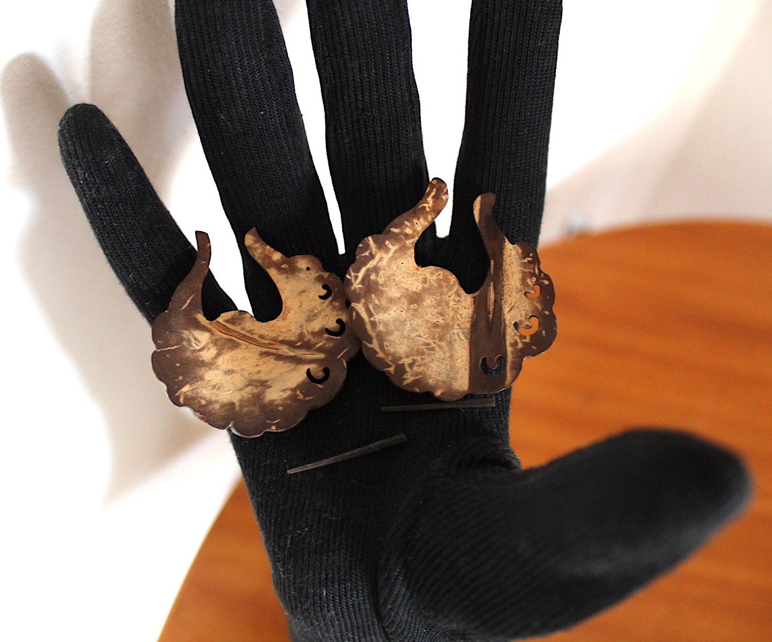 Orecchini pendenti & Orecchini a lobo: Ohrringe verm.Tamarind Holz – Usato da Locarno venduto da madame-tus-sauds 6