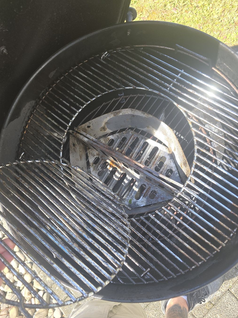 Griglie: Weber Holzkohle Grill  – Usato da Niederweningen venduto da Noah.widi 4