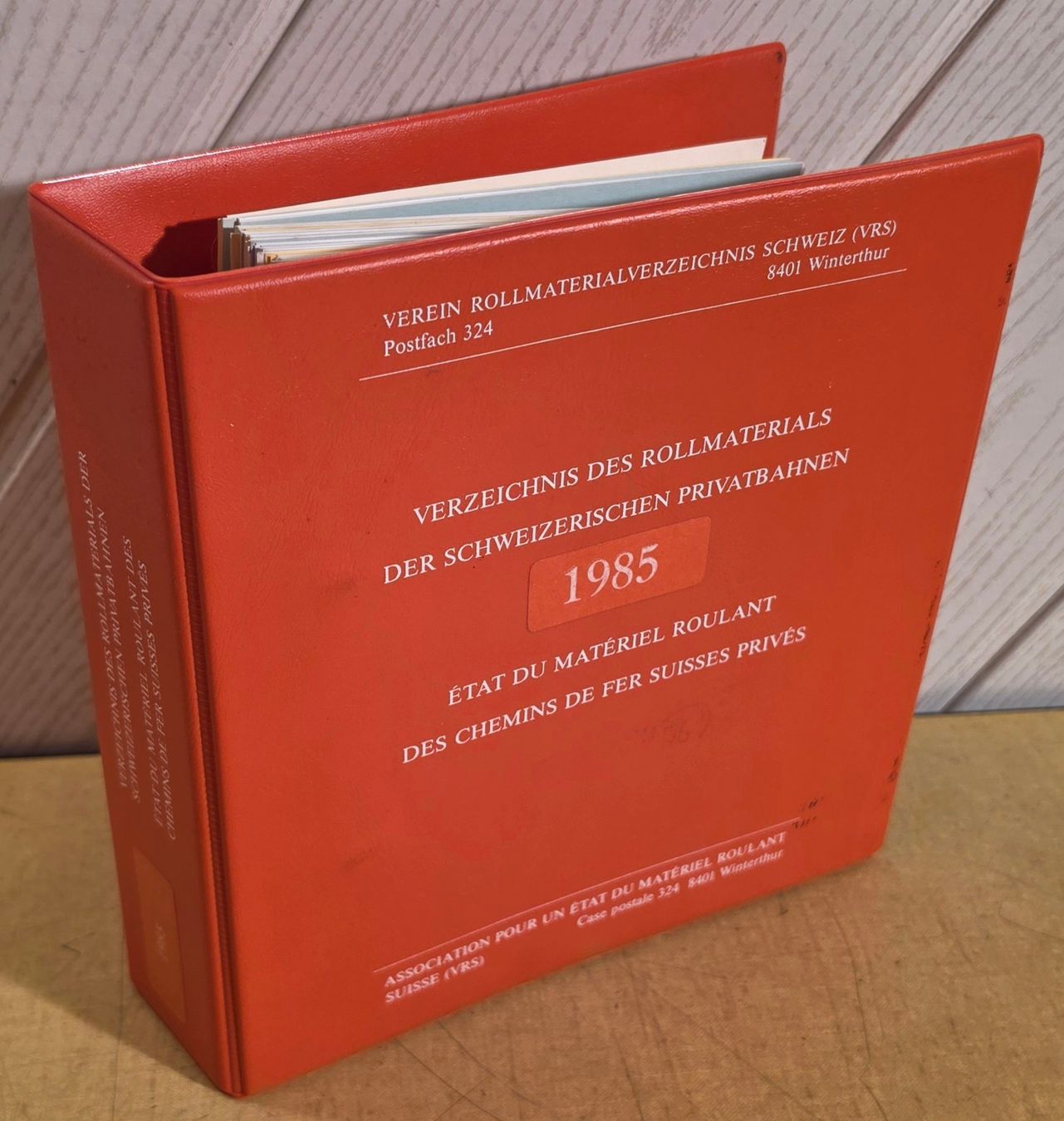 Livres: SBB - VRS - 1985 - "ROLLMATERIAL" der Schw. PRIVATBAHNEN – D'occasion à Biel/Bienne par Fischhene