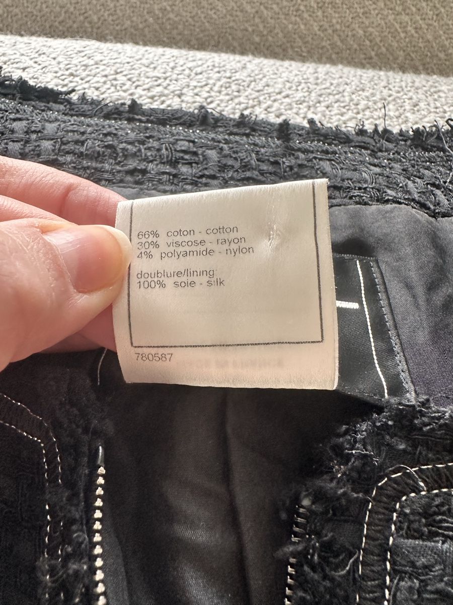 Chanel Giacche: Chanel little black jacket xs – Usato da Zürich venduto da Ele_fashionista 3
