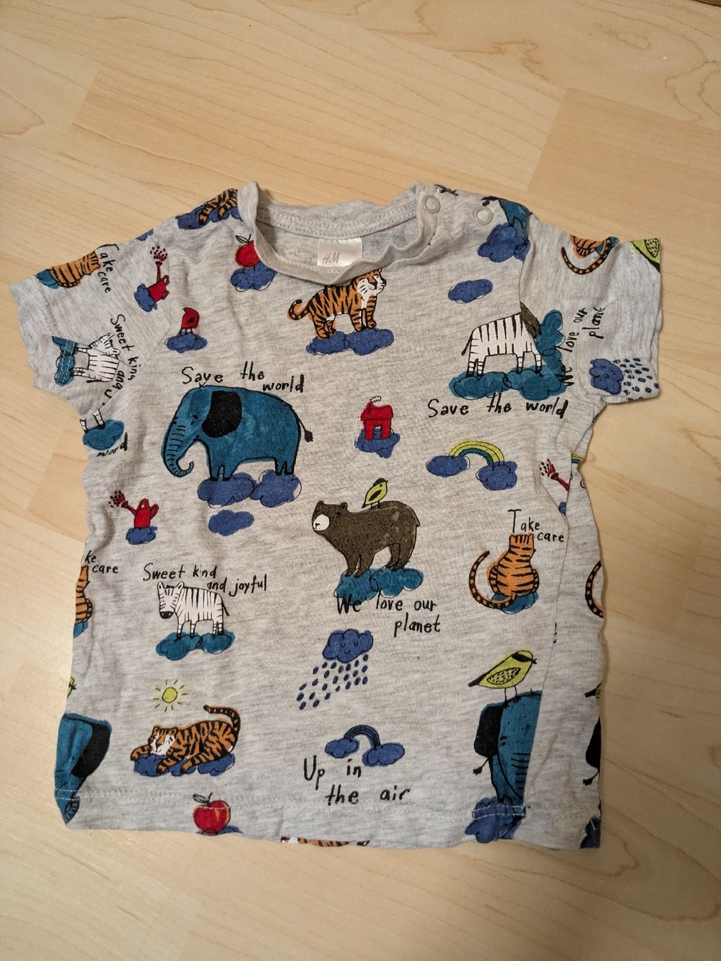 Camicie, Top & T-shirt: tshirt – Usato da Lengnau Ag venduto da Mona_03