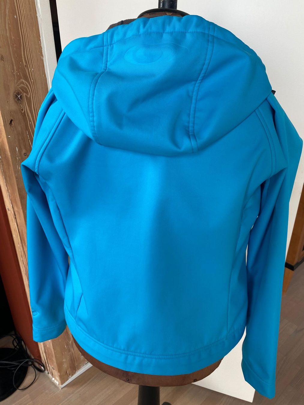 Lotti di vestiti: SALOMON  Softshell Jacke & Sport Top – Usato da Uster venduto da Koralle6 1