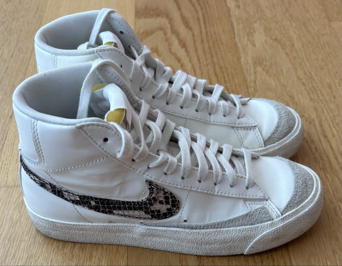 Nike Damenschuhe: Nike Blazer Sneaker - 36.5 – Gebraucht aus Zürich von Gotta-Sell-It-All