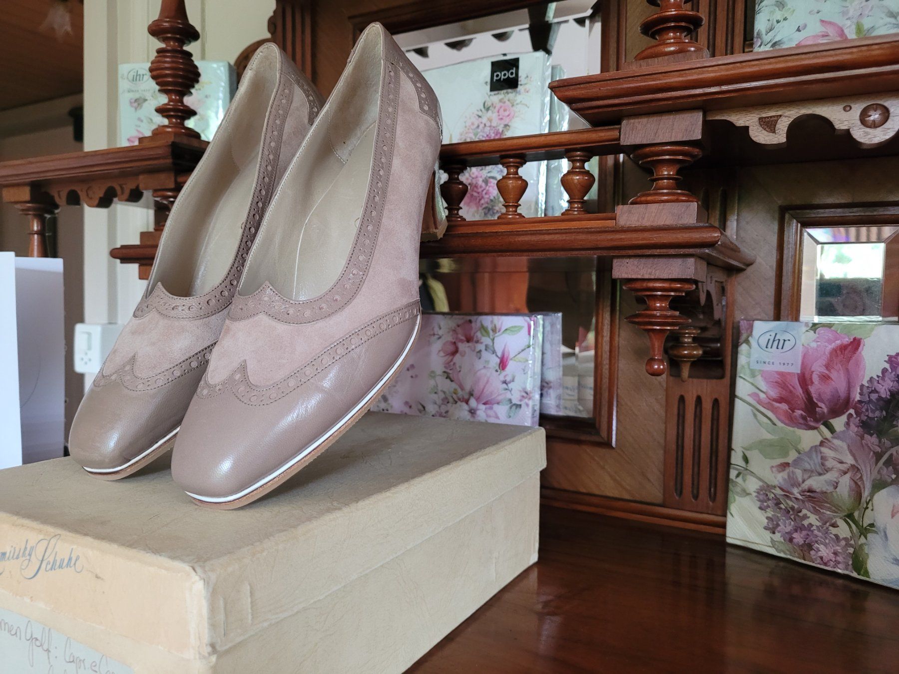 Scarpe da donna: Lutomirsky Schuh Kleinod Gr.40 – Nuovo (secondo la descrizione) da Winterthur venduto da Wohnhaus 1