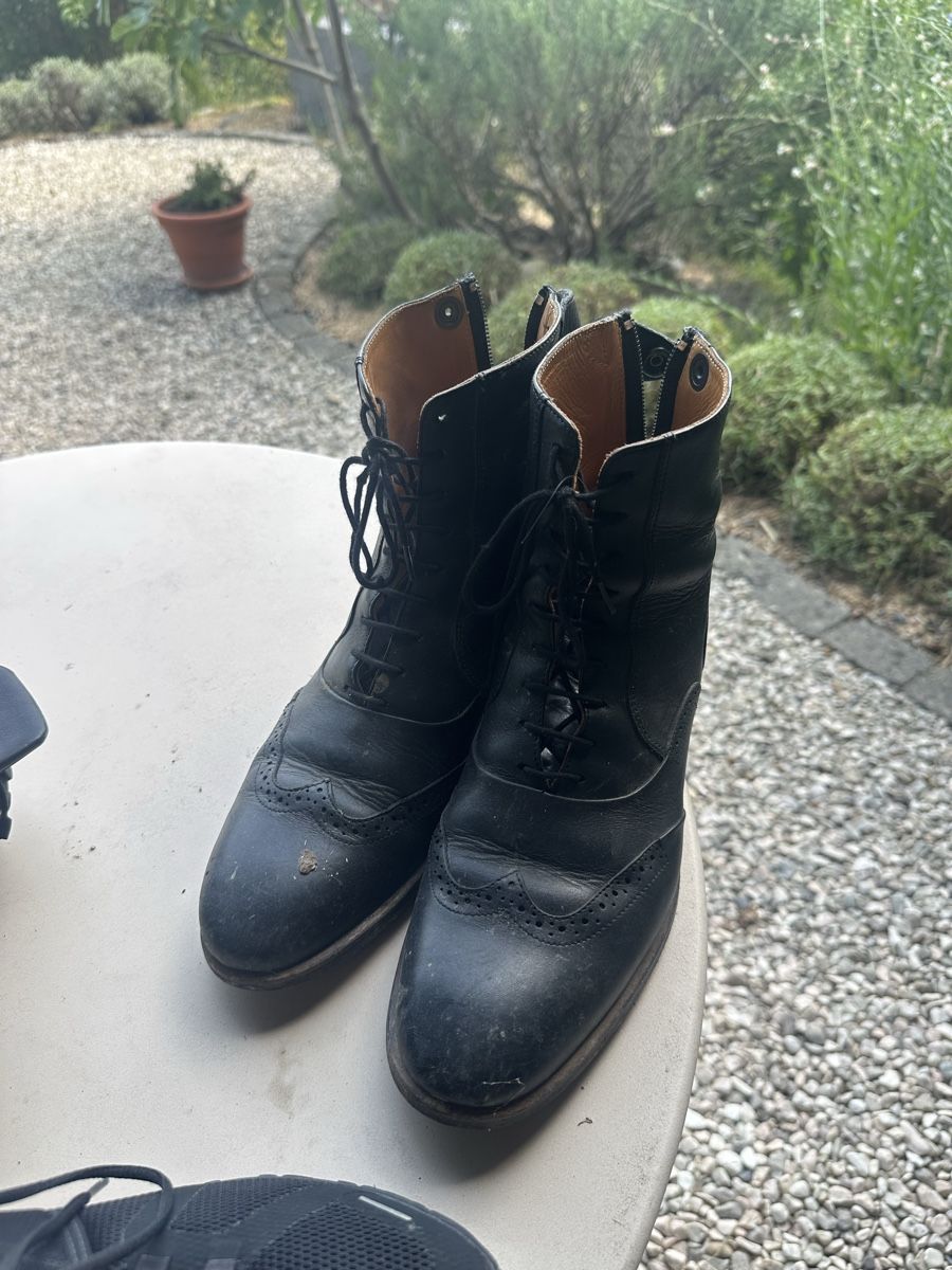 Scarpe da donna: Reitstiefeletten Leder schwarz Schnürung – Usato da Kirchlindach venduto da micaxu
