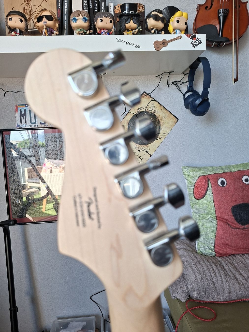 Squier Strumenti musicali: Guitare électrique Squier Stratocaster Sunburst avec housse – Usato da Collombey venduto da lon_m7qd 2