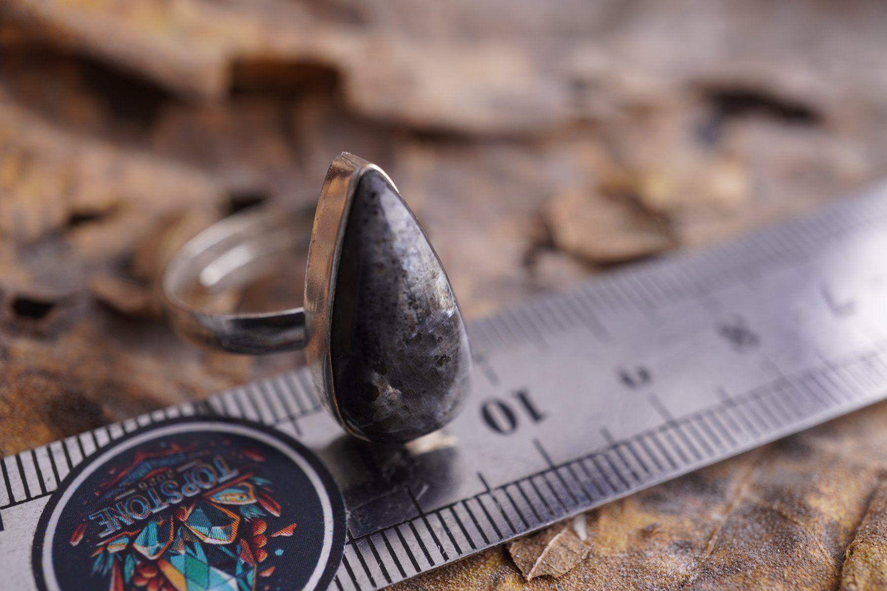 Minerali & Pietre curative: Larvikit     Variable Grösse Ring – Räumung  ab 1.- – Nuovo (secondo la descrizione) da Eschenbach SG venduto da topstone