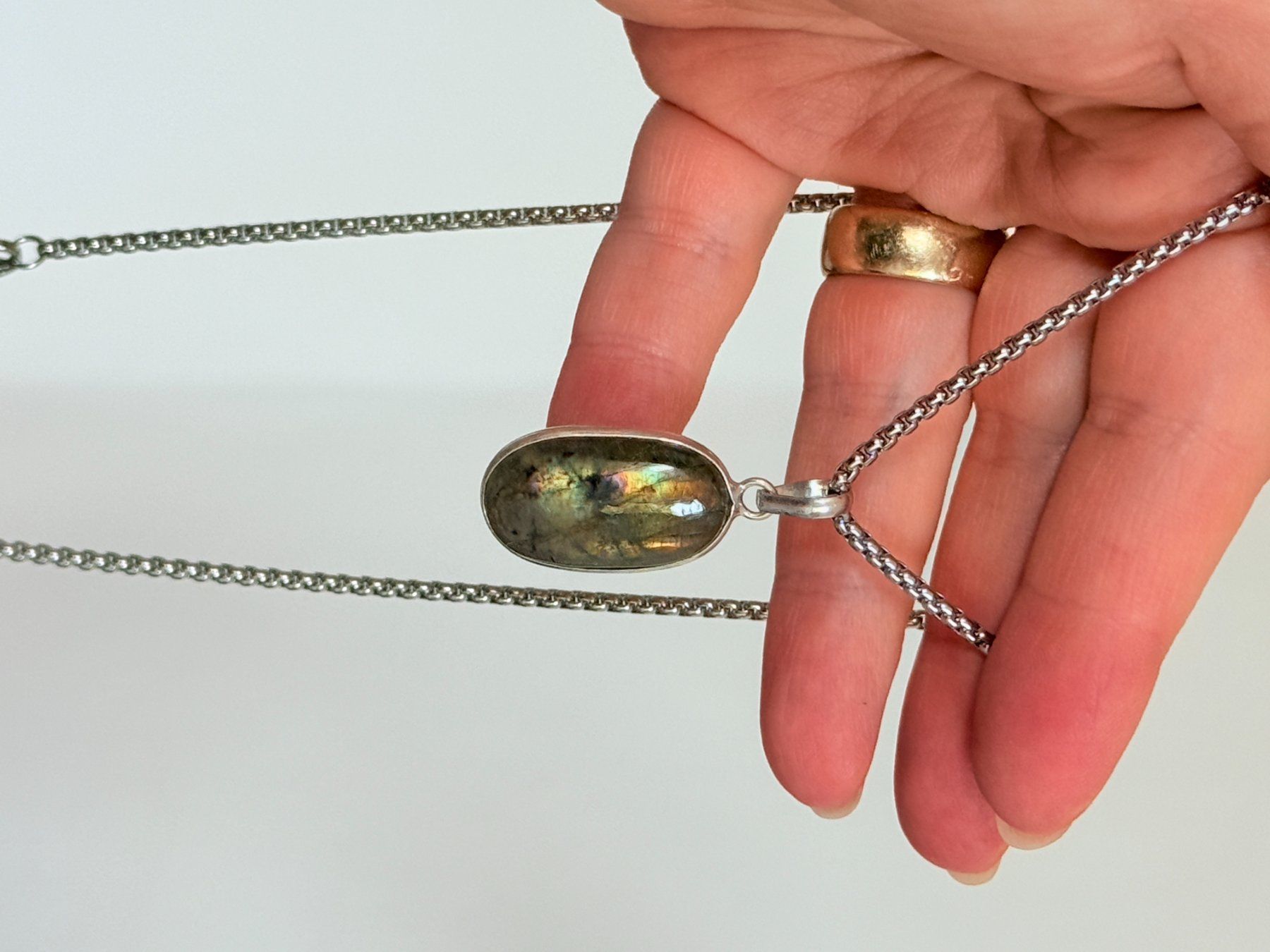 Colliers: Collier labradorite, élégant et tendance ✨ – Neuf avec emballage d'origine à Genève par AWWA 4