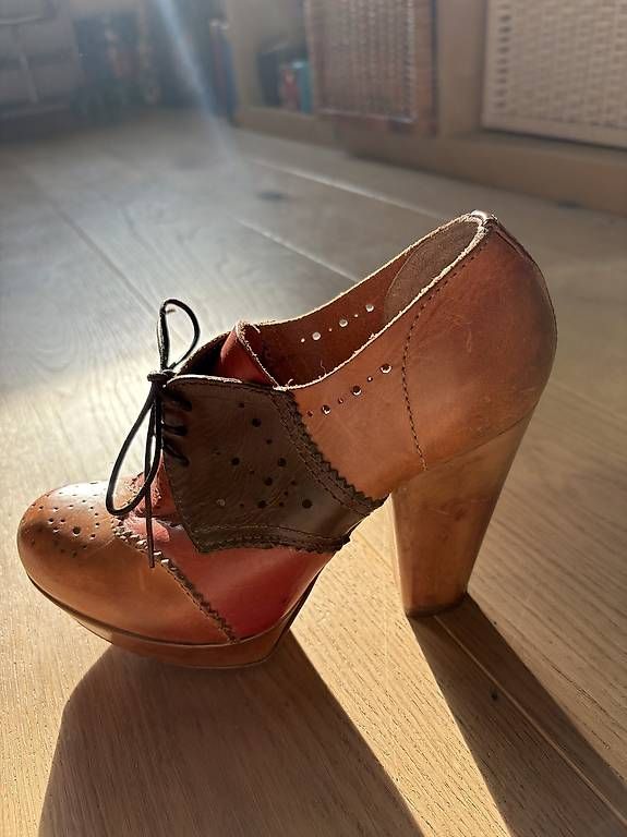 Scarpe da donna: Bottines à talon taille 36 – Usato da Bavois venduto da Nanao12 2