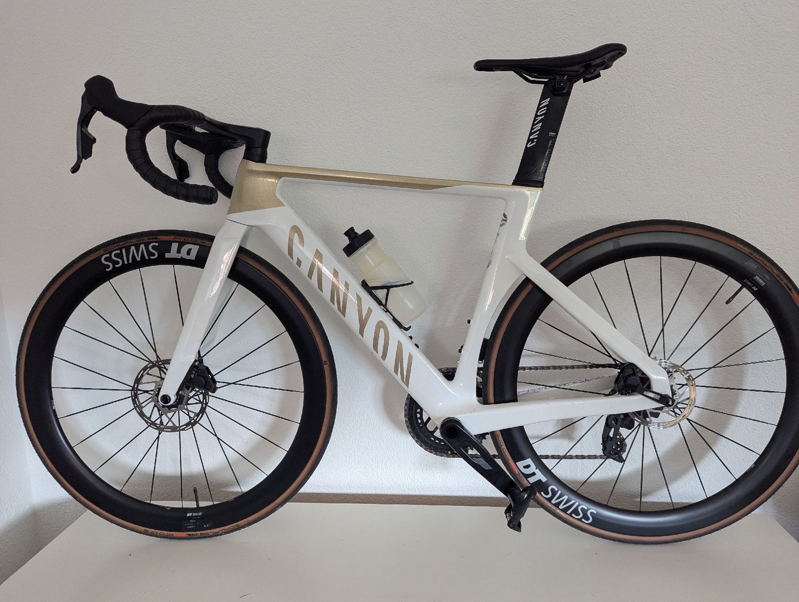 Canyon Biciclette: Canyon Aeroad CF SLX 7 AXS: Size S – Nuovo (secondo la descrizione) da Zürich venduto da dom_lq89