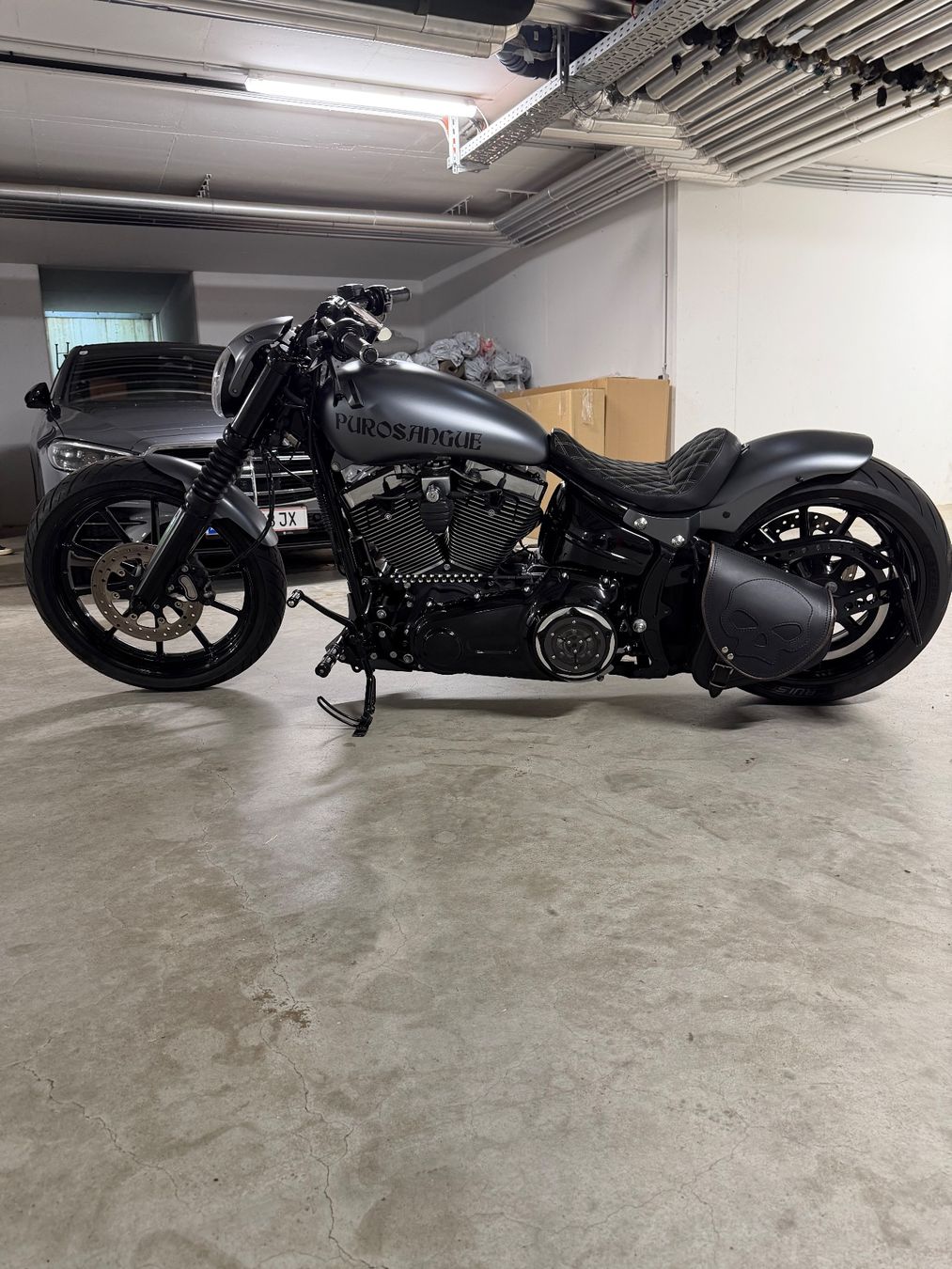 Harley-Davidson Chopper: Custom Harley-Davidson Breakout 103 – Usato da Wettswil venduto da sra_bv7t 1