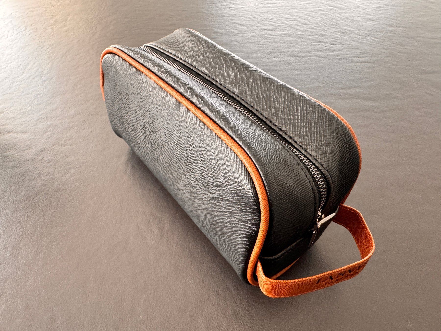 Lanvin Custodie per cosmetici: LANVIN Luxury Beutel / Necessaire – Nuovo e nell'imballaggio originale da Zollikon venduto da Krenapf 2