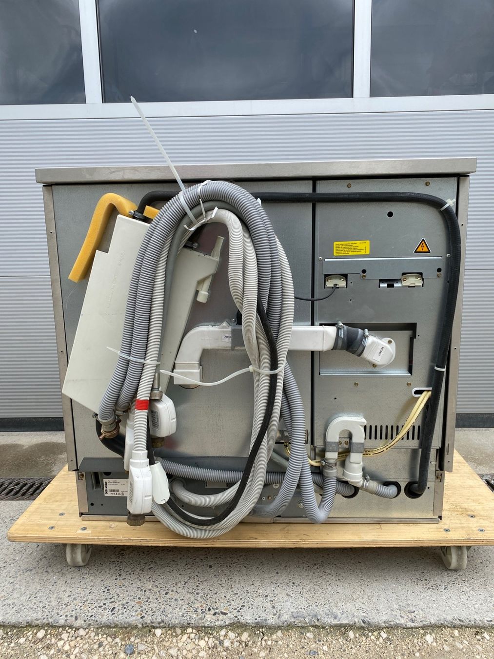 Tutte le macchine: Laborspülmaschine Miele G7883CD – Usato da Laupersdorf venduto da Borer_Liquidationen 9