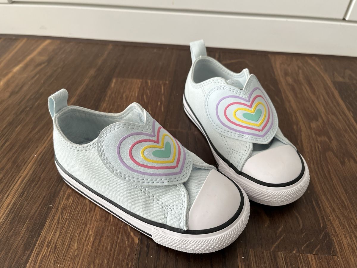 Converse Scarpe per ragazze: Neu!! Converse, Gr. 23 – Nuovo (secondo la descrizione) da Pfäffikon ZH venduto da mal_xs7b