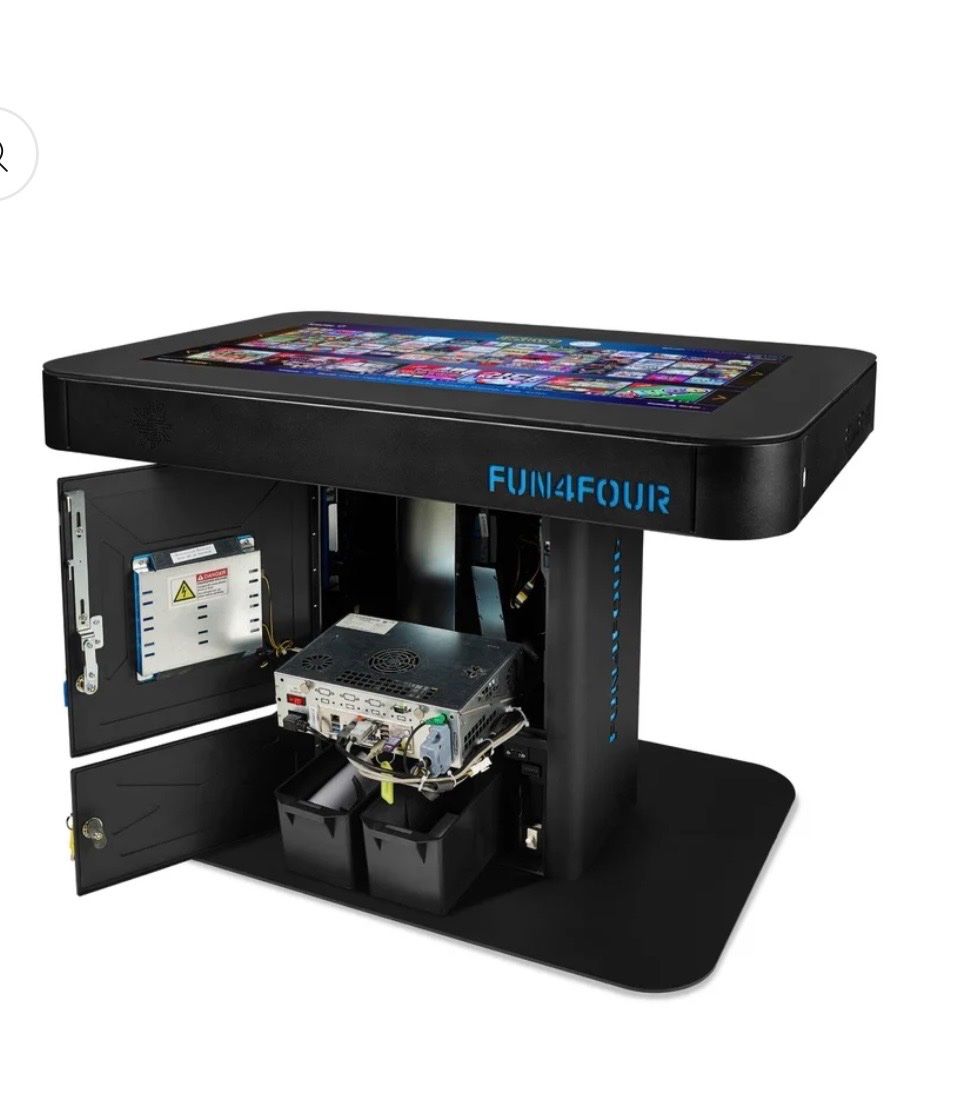 Machines à sous: Fun4Four Spieltisch – D'occasion à Biberist par canoooo 2