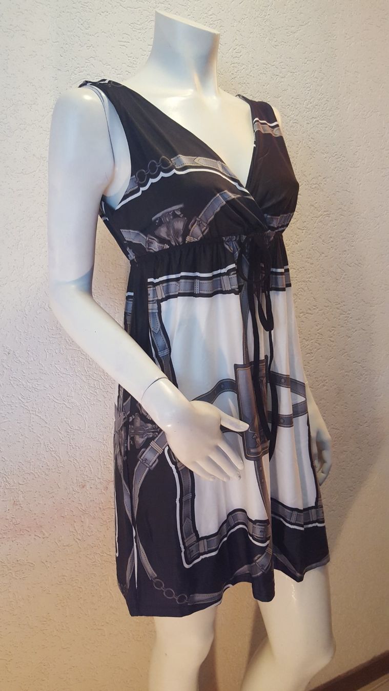 Vestiti: Robe T-S Neuve – Nuovo e nell'imballaggio originale da Les Verrières venduto da kitel79