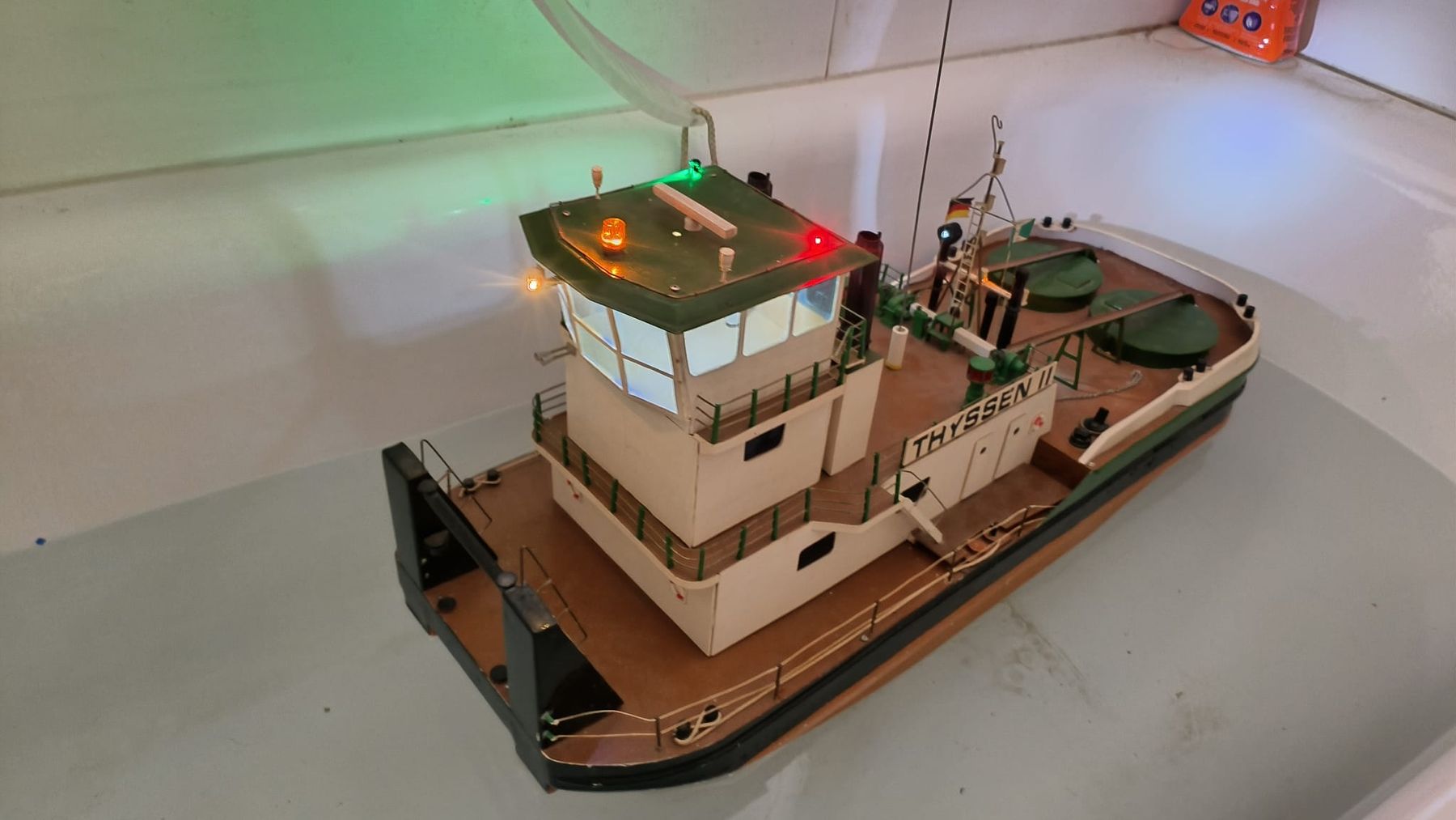 RC Modellbau: Schiffsmodell Thyssen II mit Beleuchtung funktionsfähig – Gebraucht aus St.Gallen von Msorra8 1